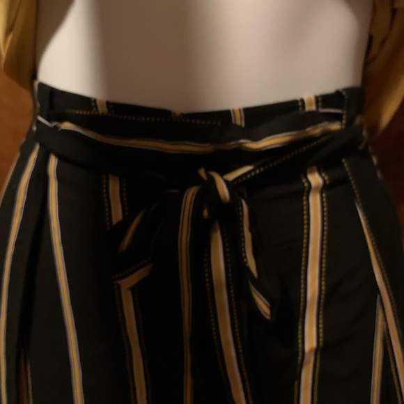 NWOT Xhilaration Pants - Picture 3 of 6